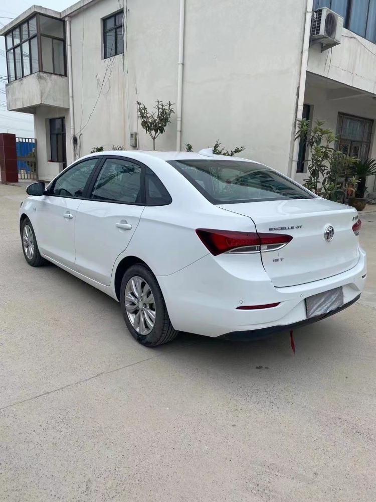 徐州19年别克英朗8