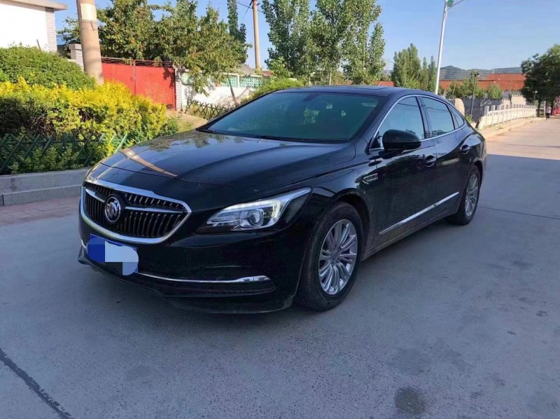 泰安17年别克君越5