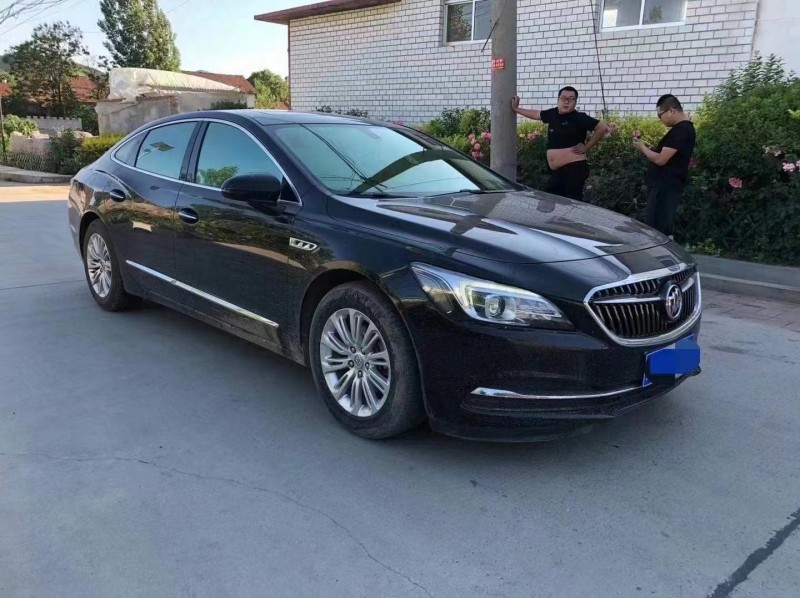 泰安17年别克君越4