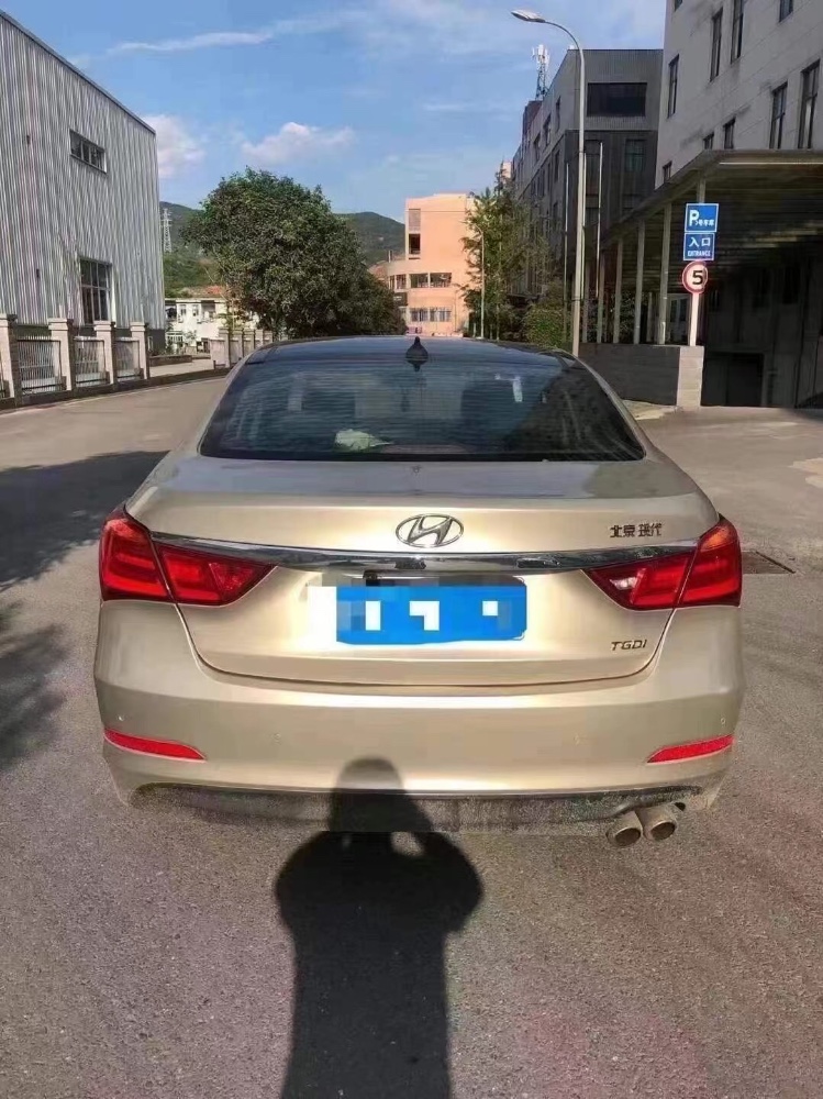 成都14年现代名图3