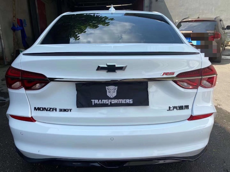 成都20年雪佛兰科鲁泽2