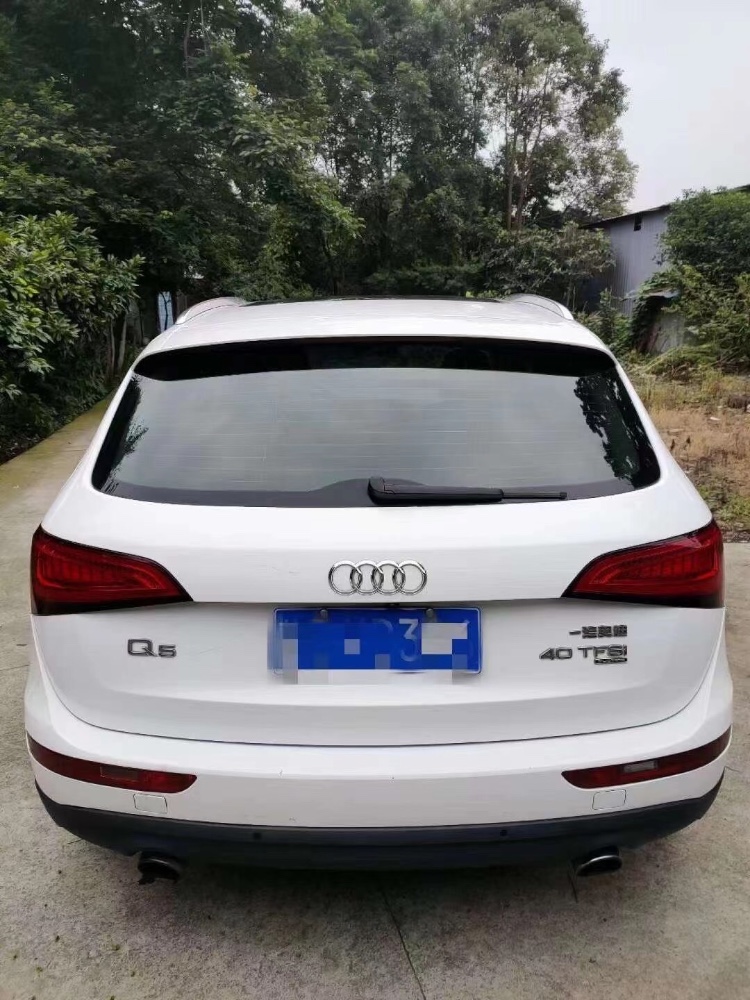 成都14年奥迪Q53