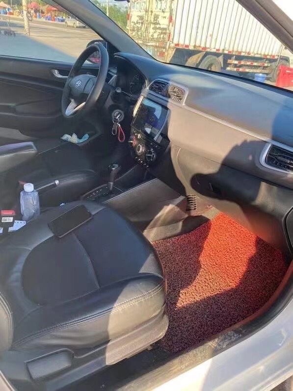 广州19年现代瑞纳7