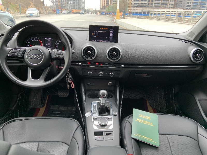 邵阳17年奥迪A33