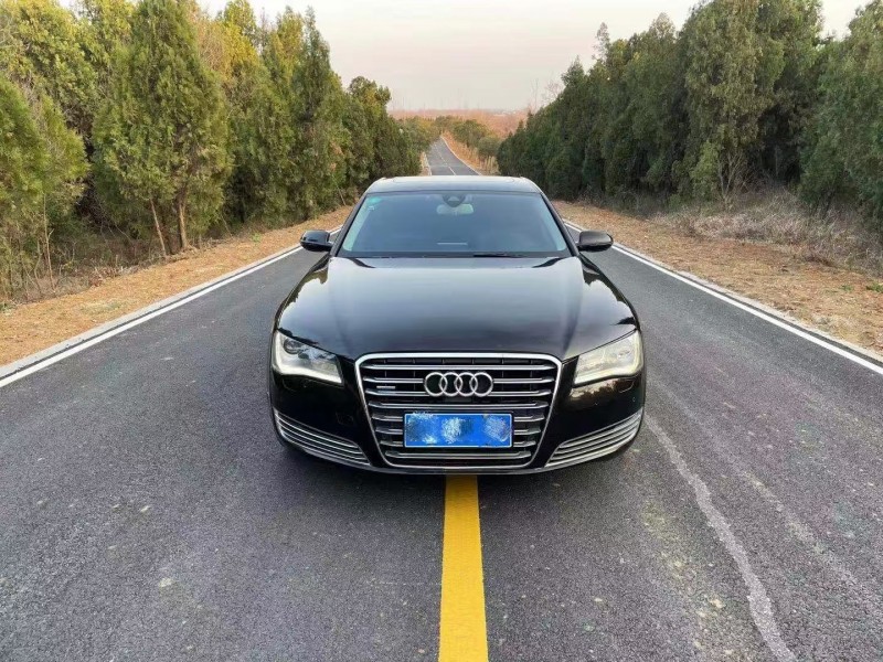 淮安14年奧迪A8L1