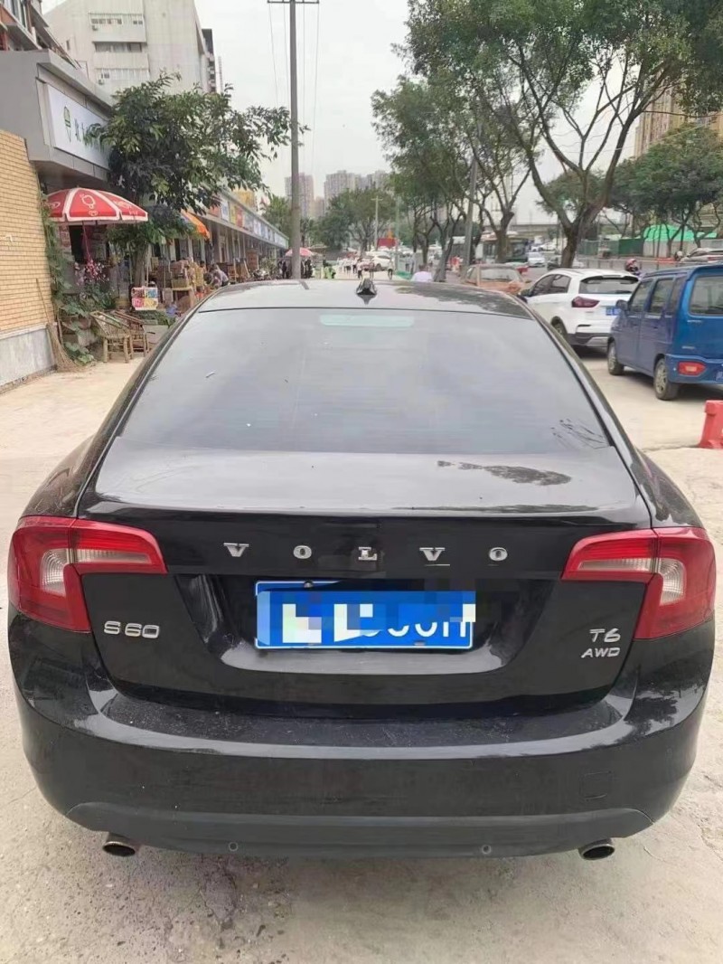 德陽11年沃爾沃S60L4