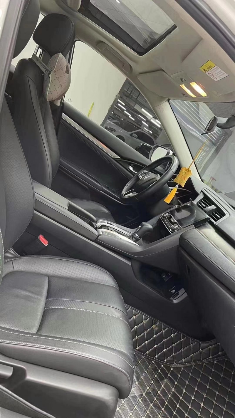 成都19年本田思域6