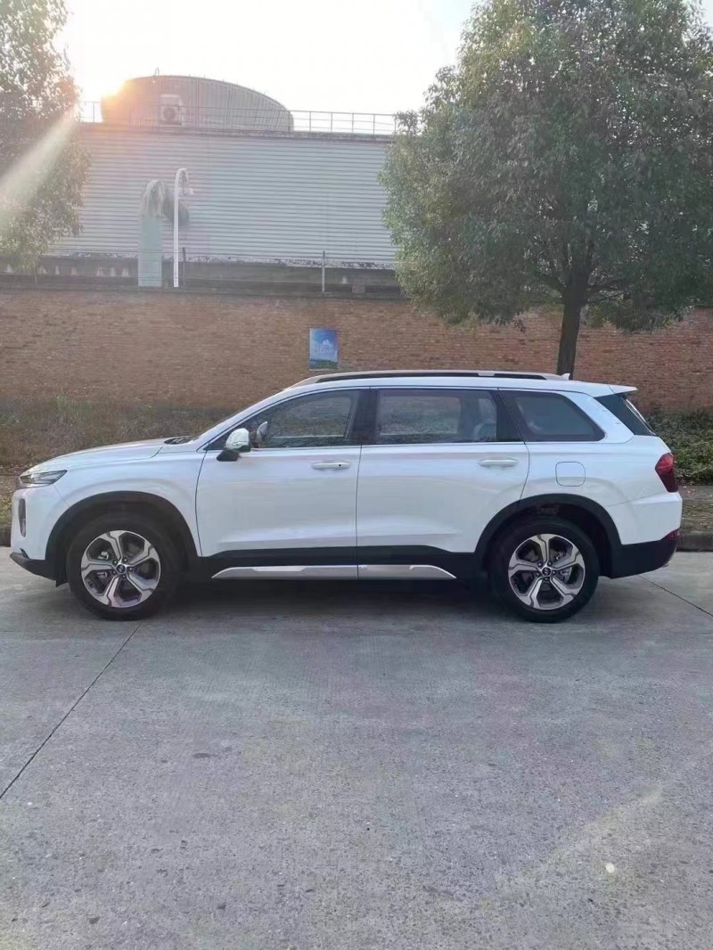 武汉20年现代新胜达3