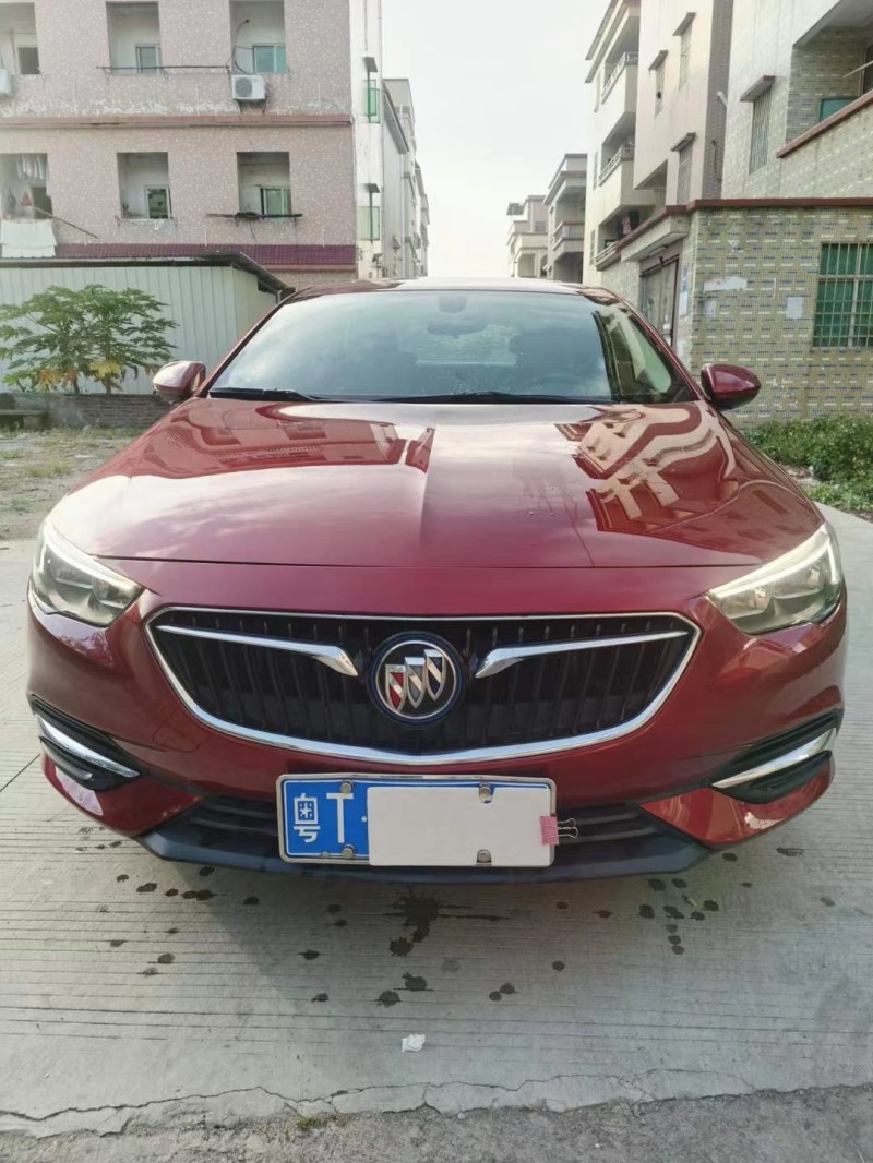 中山18年别克君威9