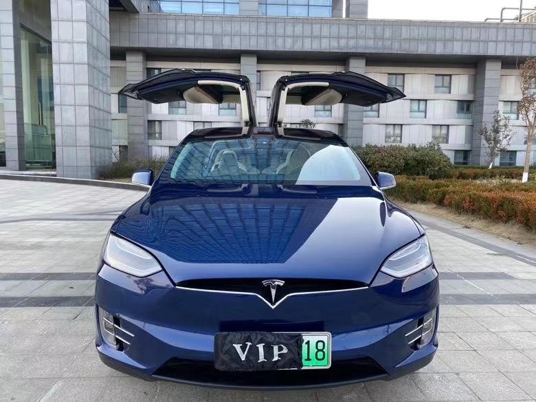 鹽城18年特斯拉MODEL X9