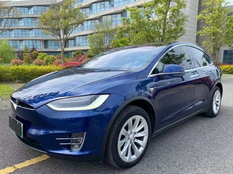 鹽城18年特斯拉MODEL X8