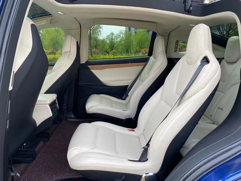 鹽城18年特斯拉MODEL X4
