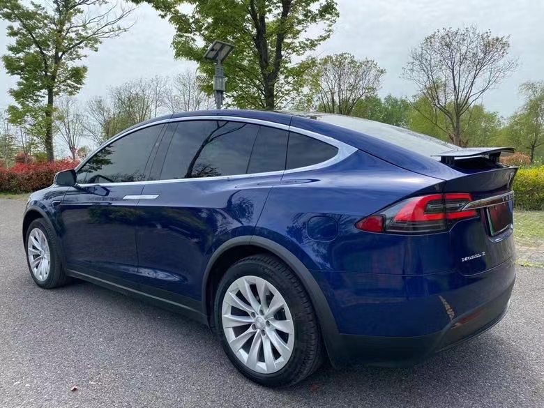鹽城18年特斯拉MODEL X1
