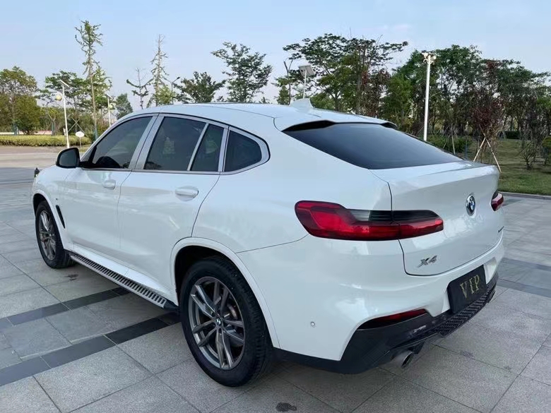 盐城19年宝马X45