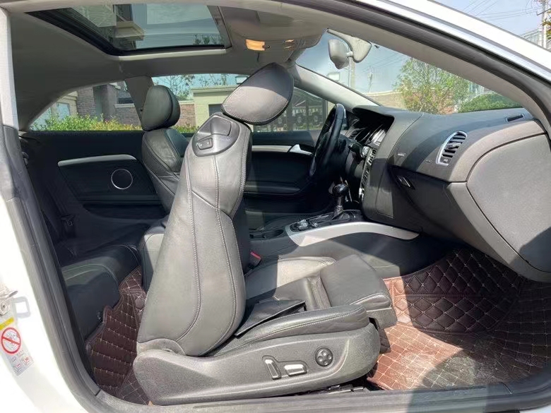 盐城12年奥迪A52