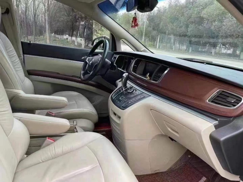 徐州17年别克GL82