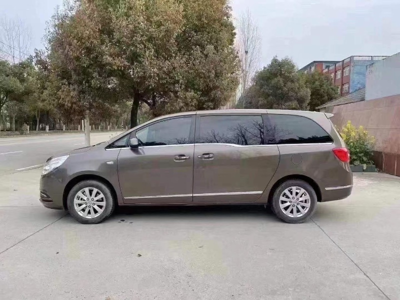 徐州17年别克GL89