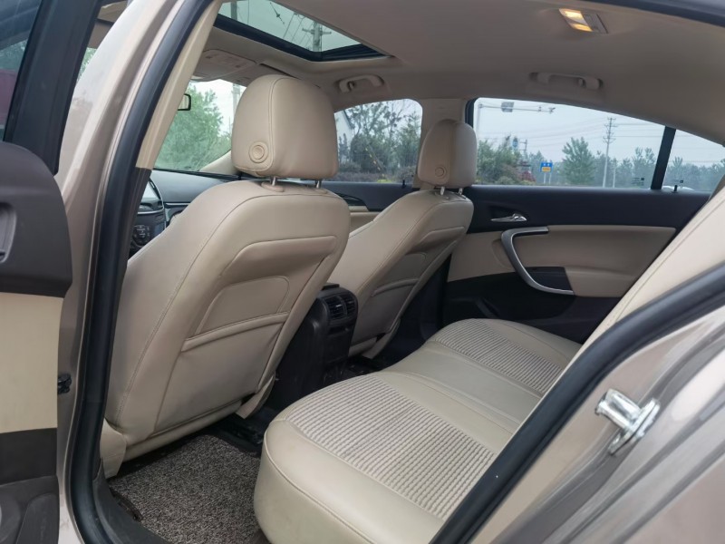 徐州17年别克君越5