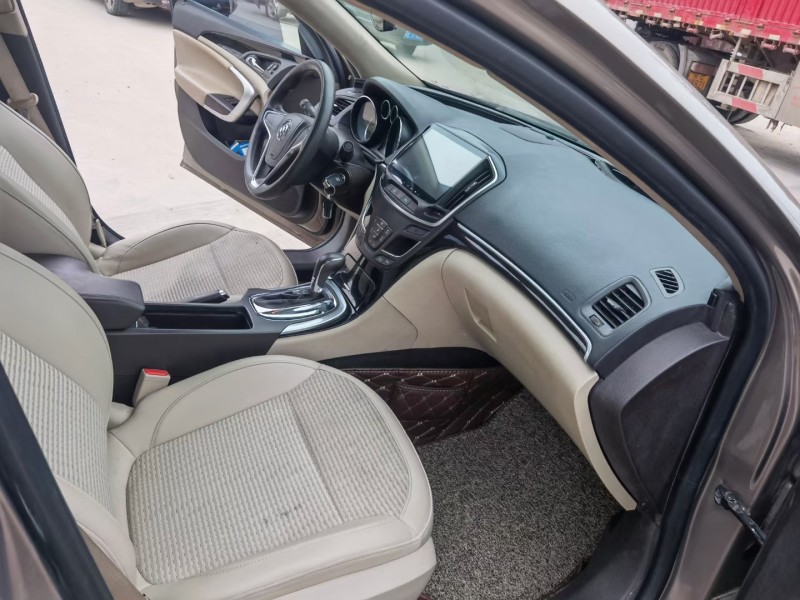 徐州17年别克君越6