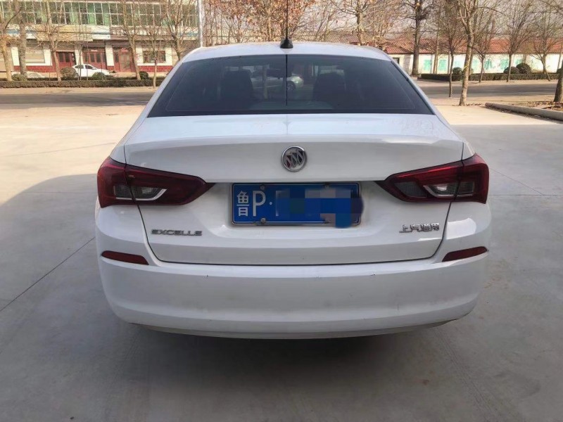 邢台19年别克凯越8