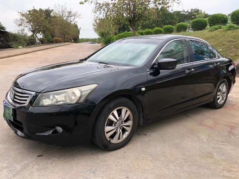 江门08年本田雅阁2