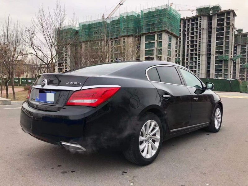 邢台15年别克君越3