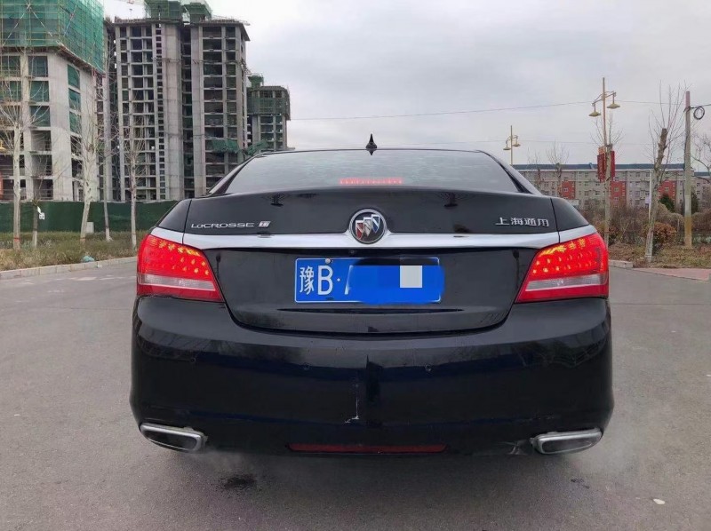 邢台15年别克君越4