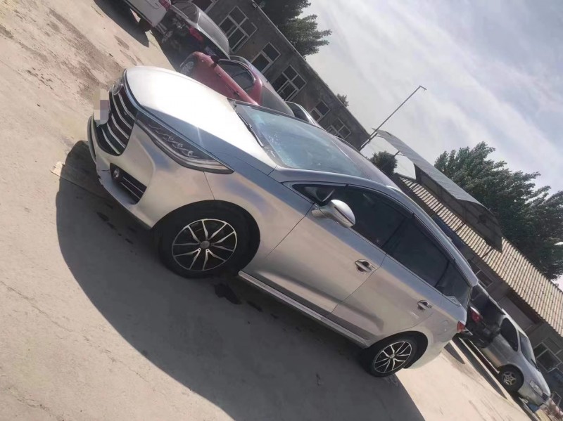 保定18年比亚迪宋3