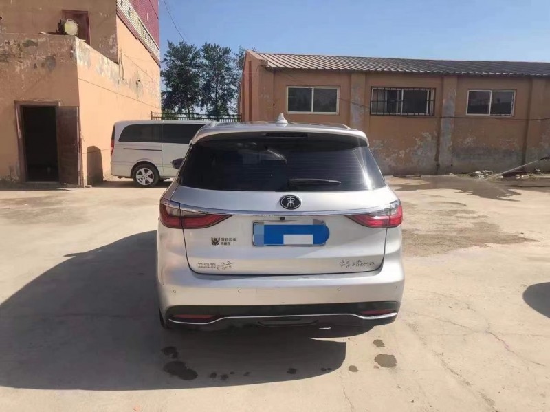 保定18年比亚迪宋7