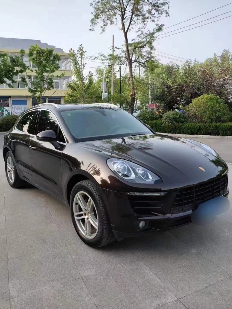 泰安14年保時捷Macan2