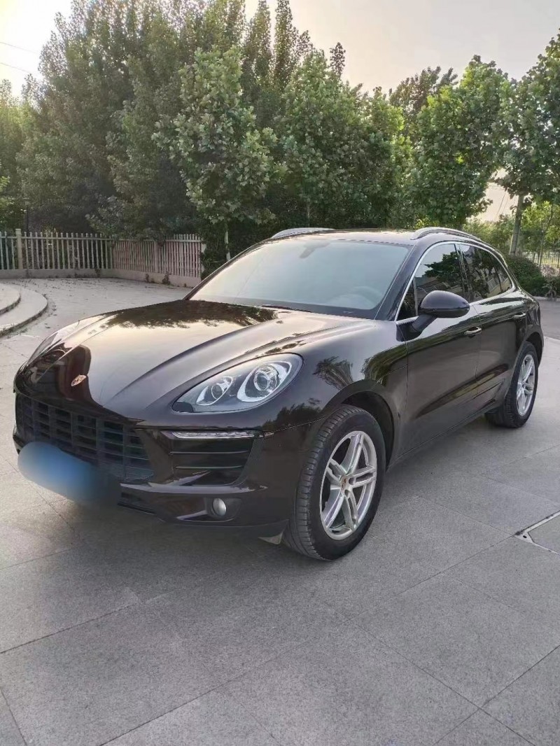 泰安14年保時捷Macan3