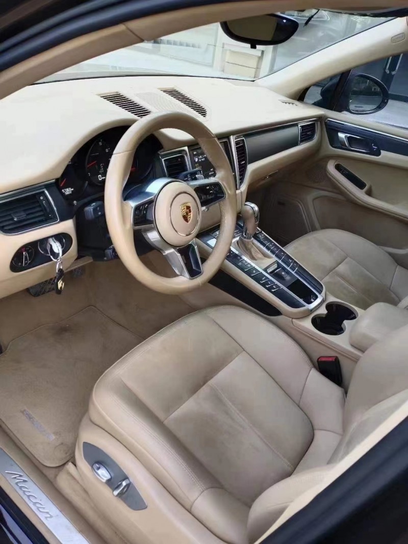 泰安14年保時捷Macan5