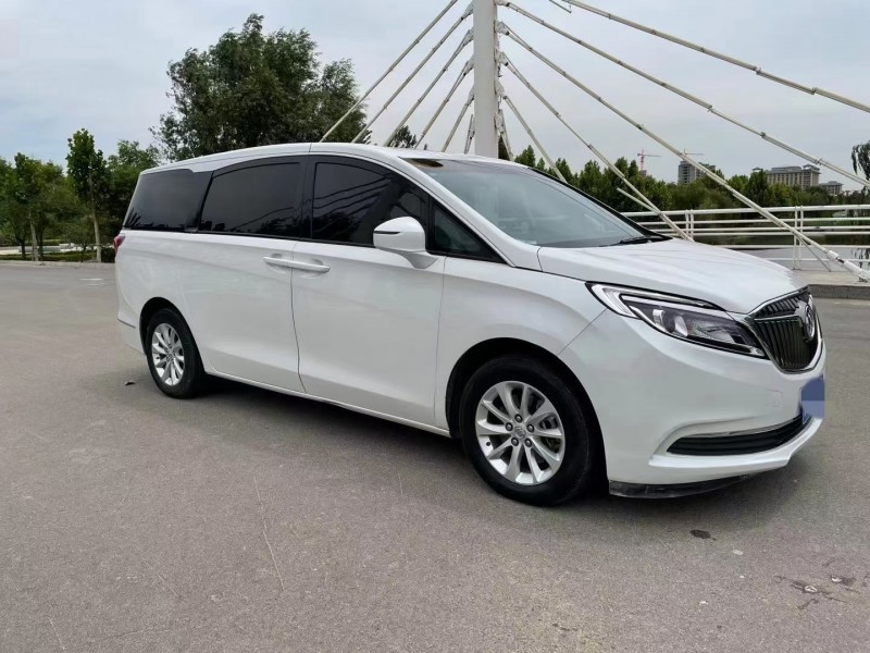 邢台17年别克GL83