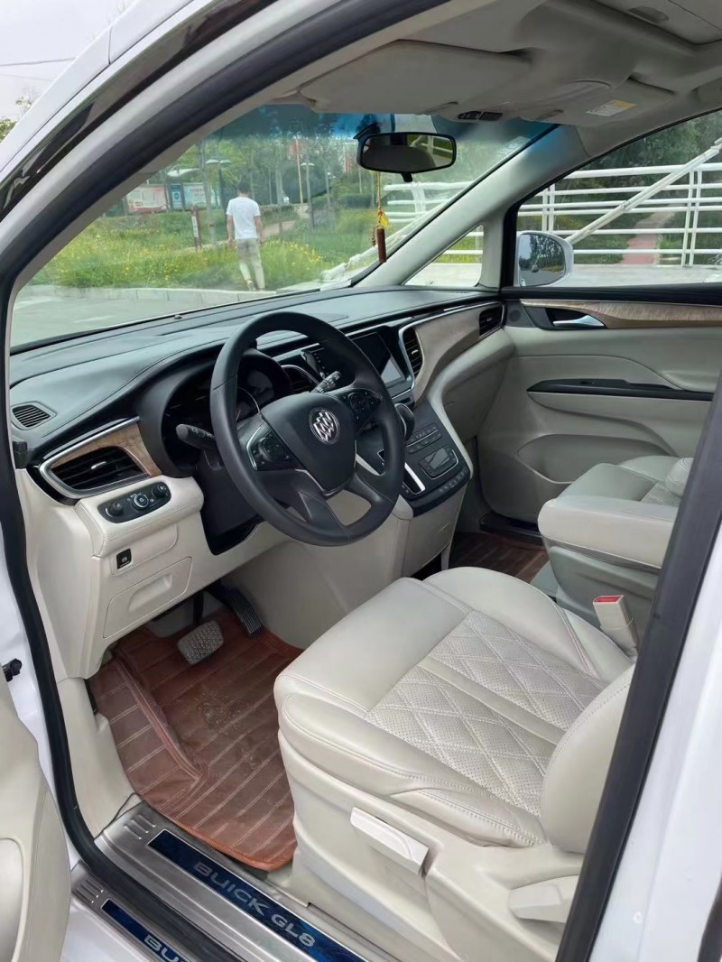 邢台17年别克GL86