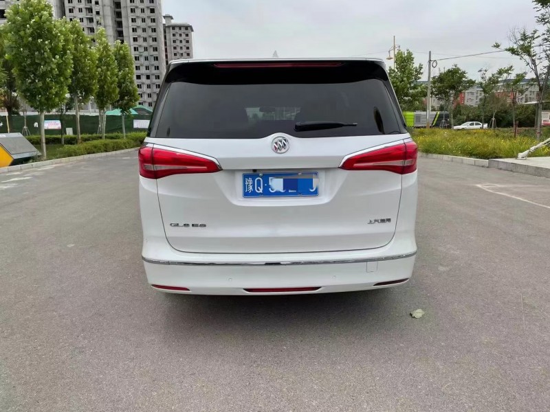 邢台17年别克GL88