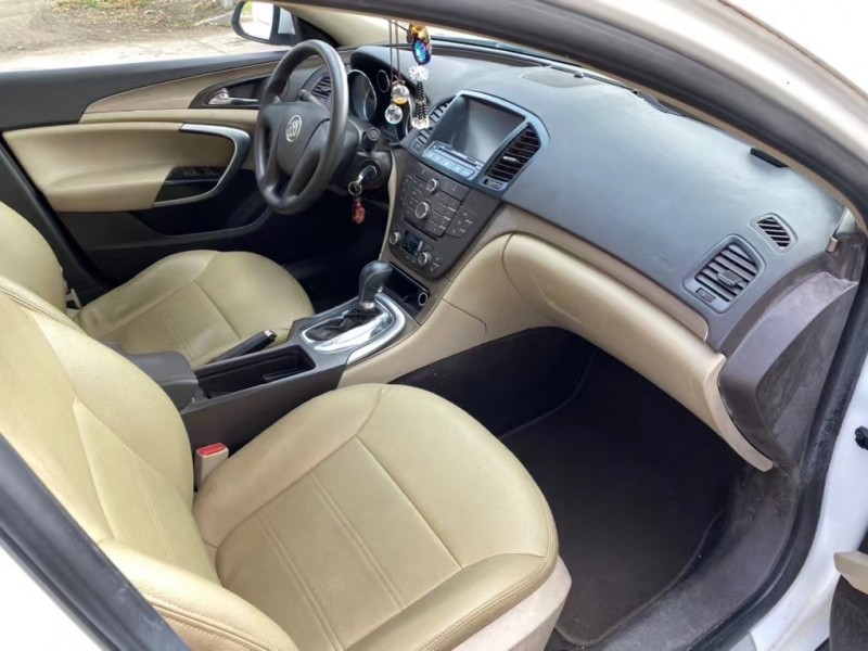 盐城13年别克君威9