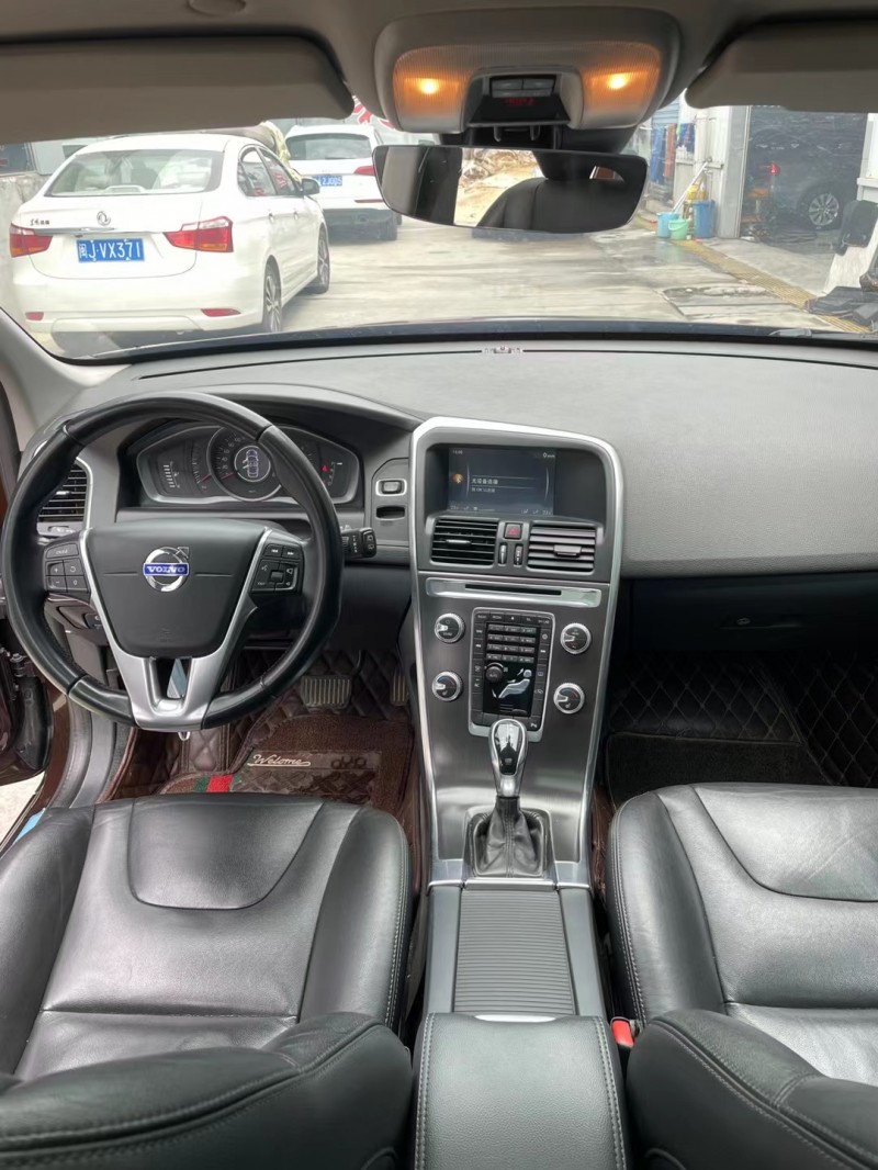 宜昌14年沃爾沃XC608