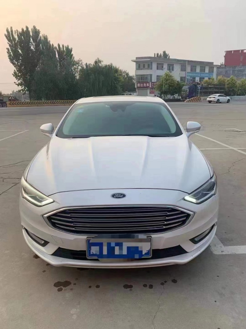 济宁17年福特蒙迪欧1