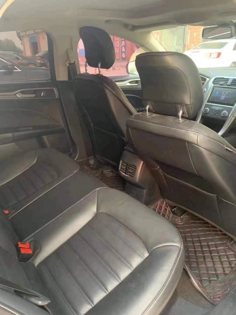 济宁17年福特蒙迪欧3