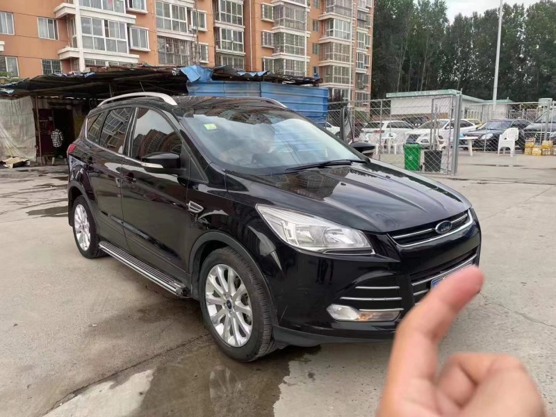 青岛16年福特翼虎2