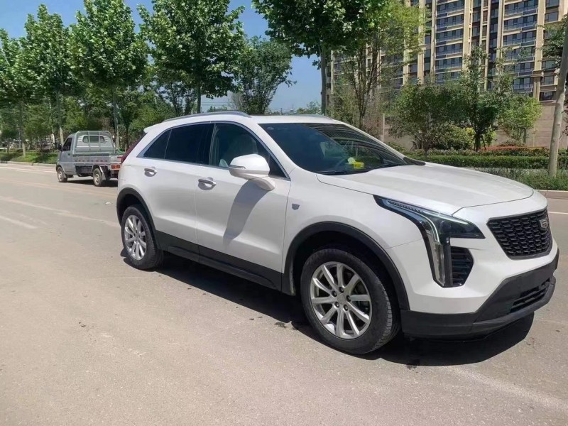 泰安21年凱迪拉克XT42