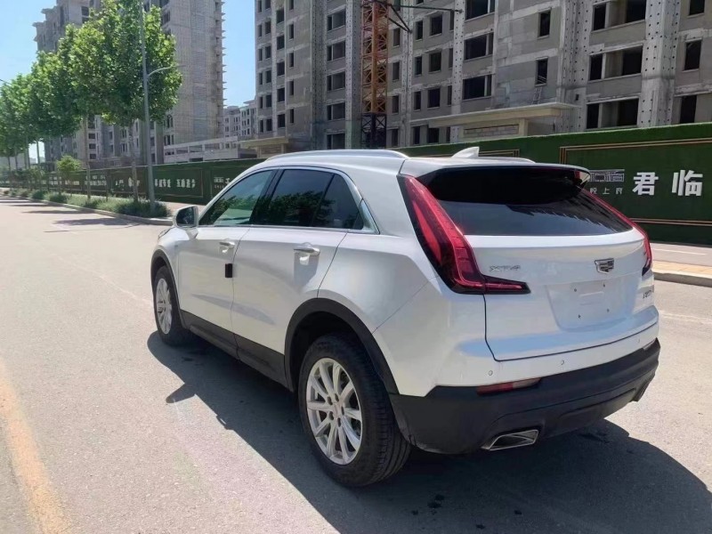 泰安21年凱迪拉克XT47