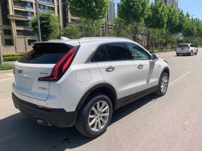泰安21年凱迪拉克XT48