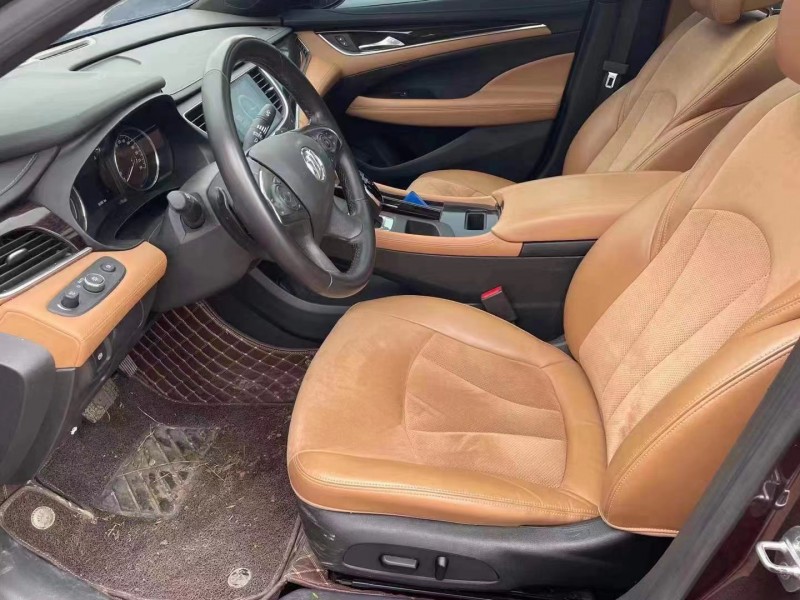 泰安17年别克君越5