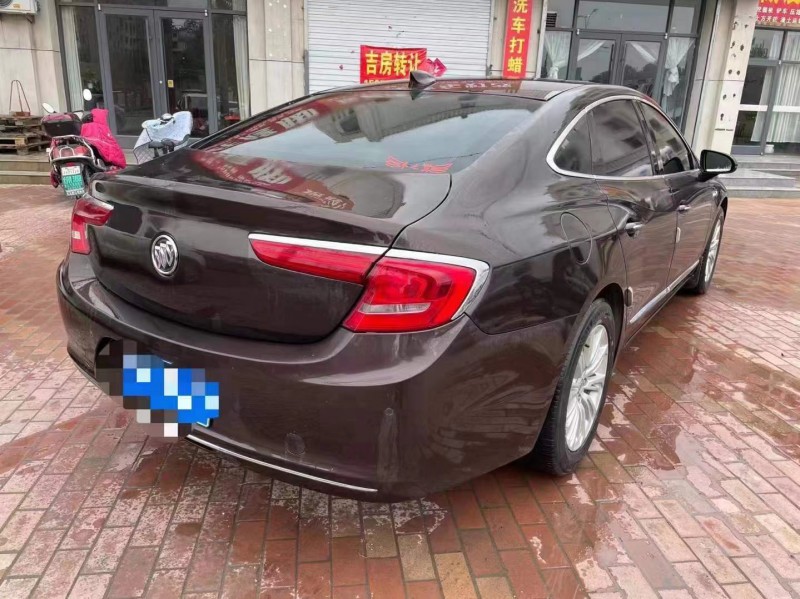 泰安17年别克君越8