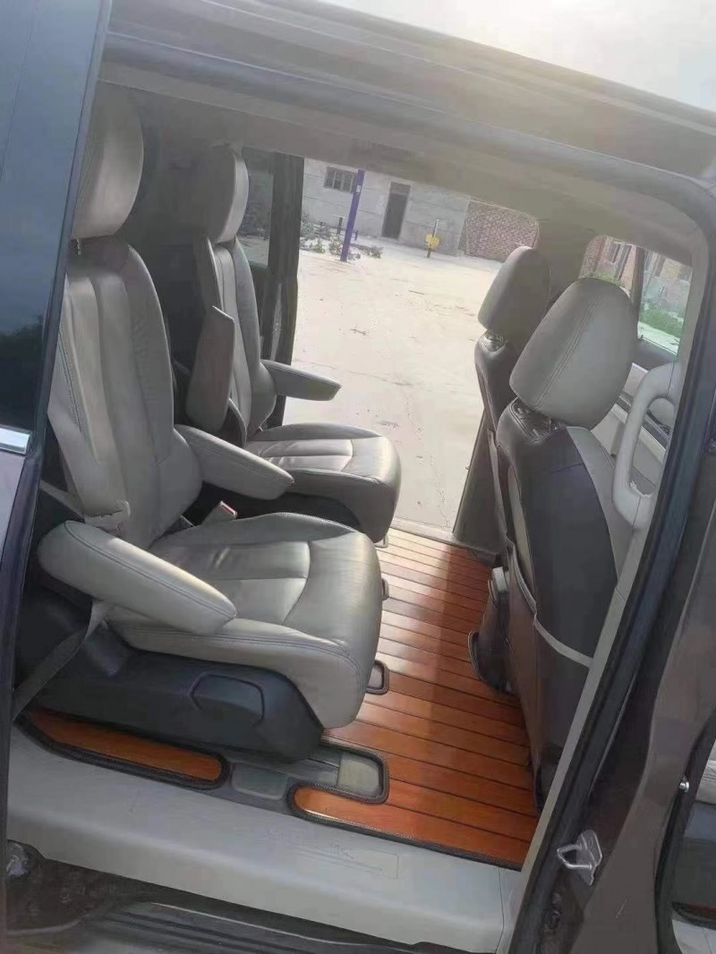 济宁16年别克GL87