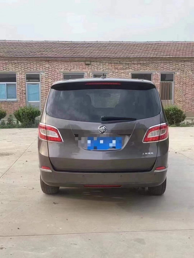 济宁16年别克GL88