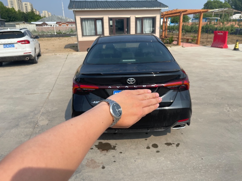 青岛20年丰田亚洲龙8