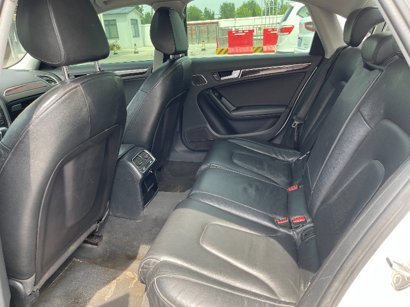 青岛15年奥迪A4L2