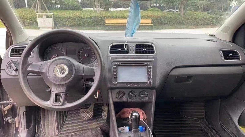 济宁11年大众polo4